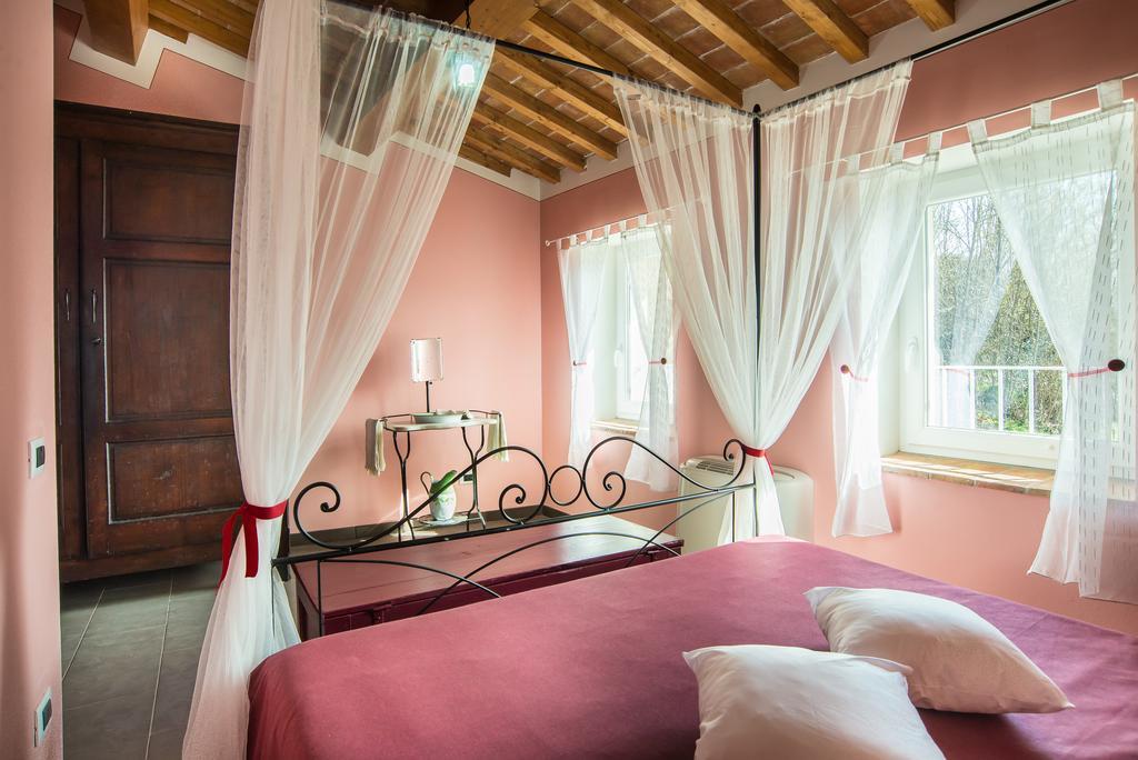 Agriturismo Il Frutteto Ghivizzano Стая снимка